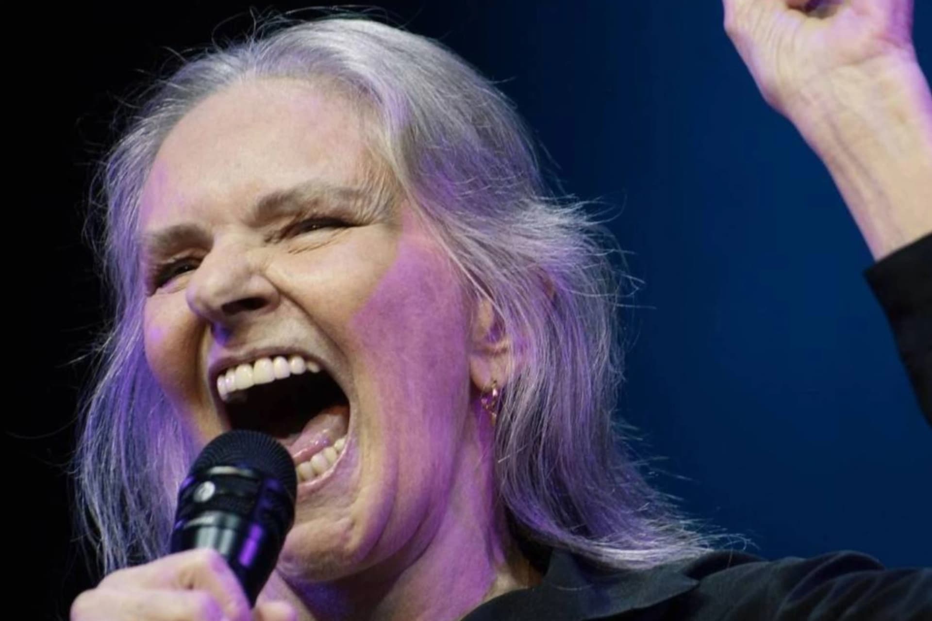 angela roro (feature)