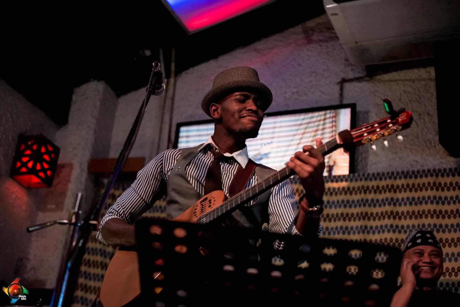 1599607_568634743303591_1965391201637501743_o (1)