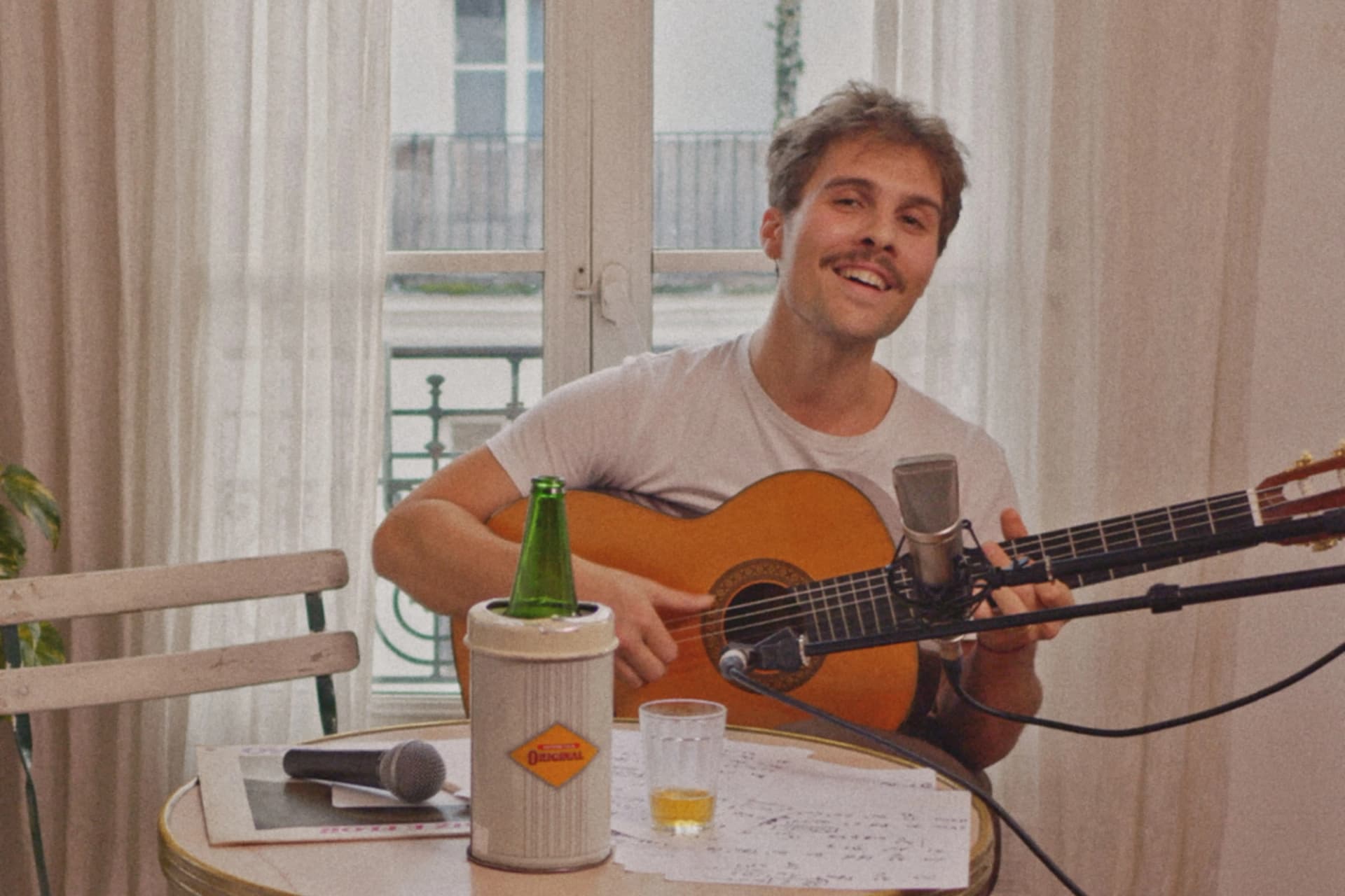 Arthur Albaz e Manuella Lacerda (feature)