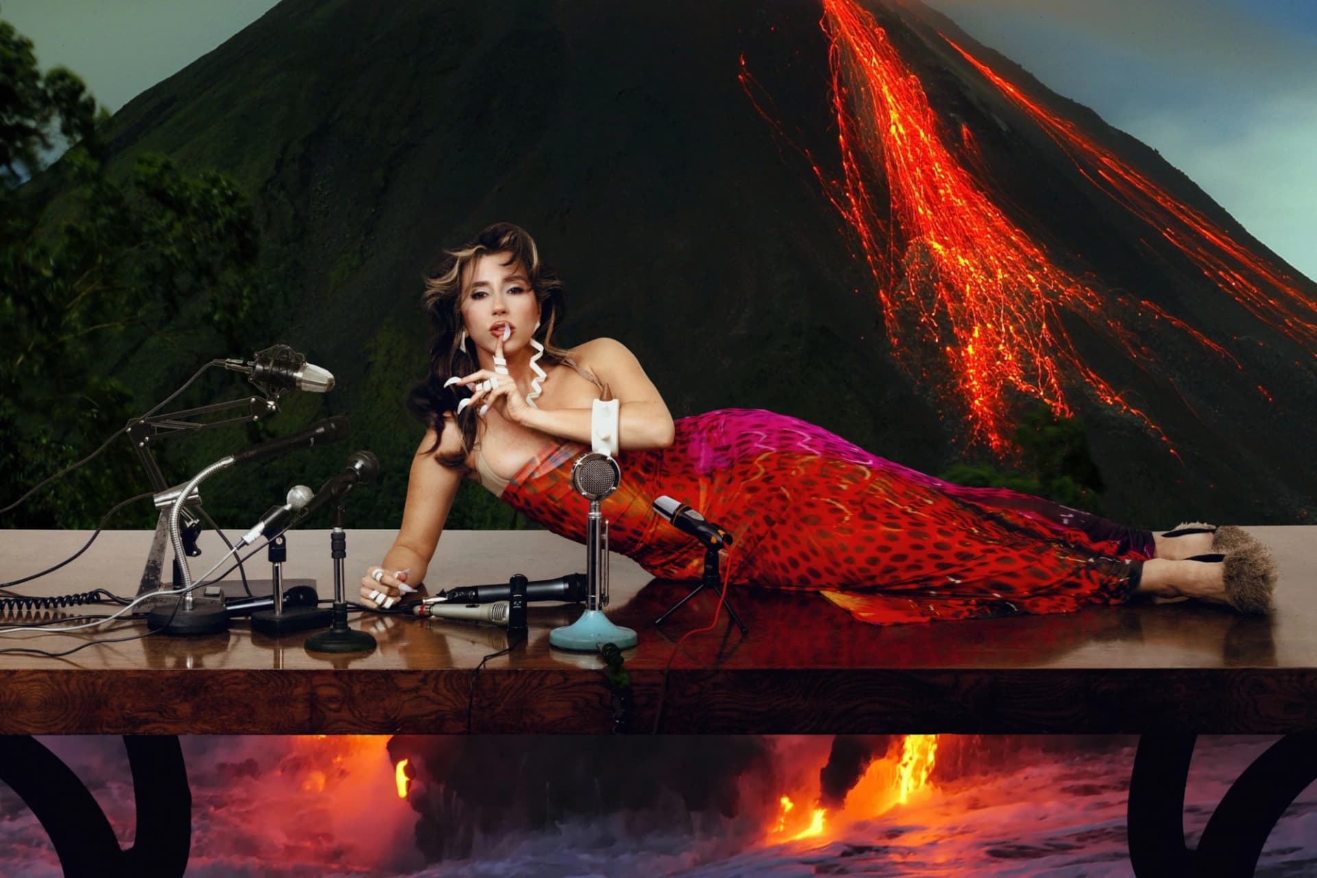 nina fernandes (feature)