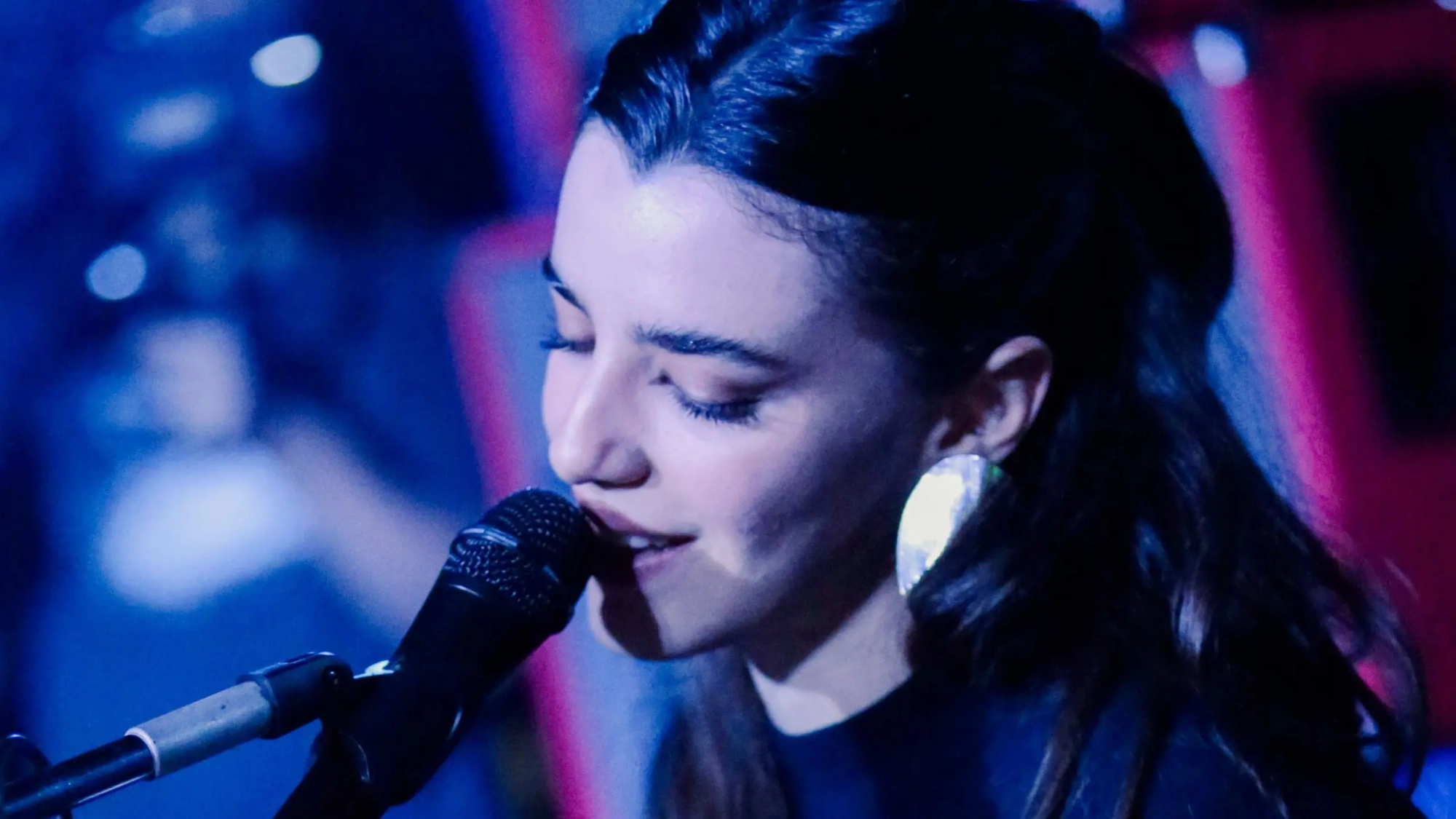 nina maia (banner)