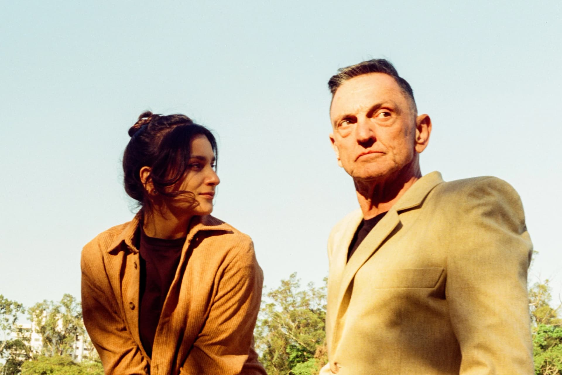 miklos e papisa (feature)