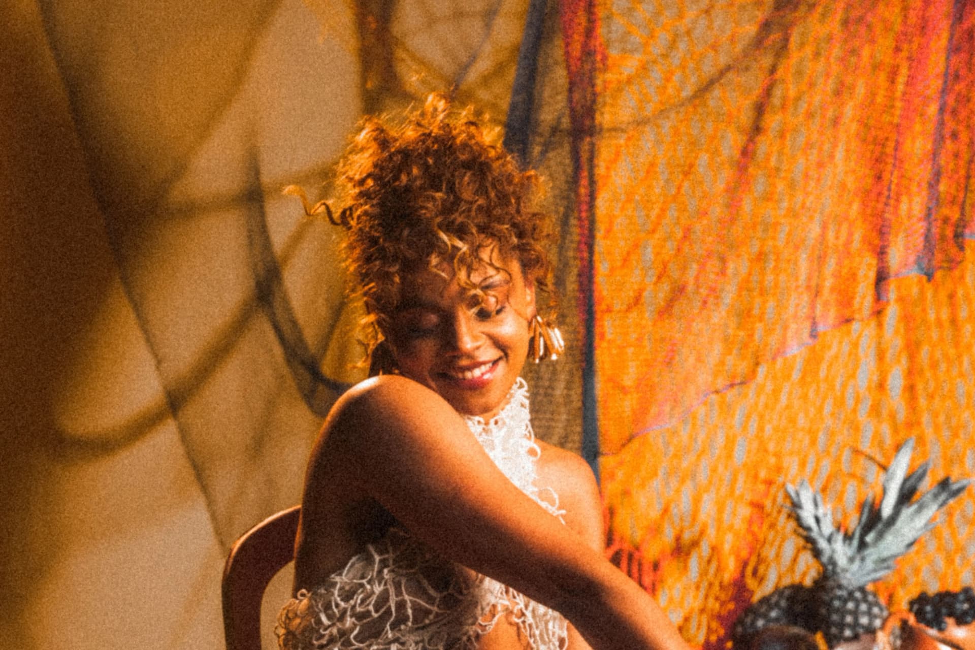 sarah roston (feature)