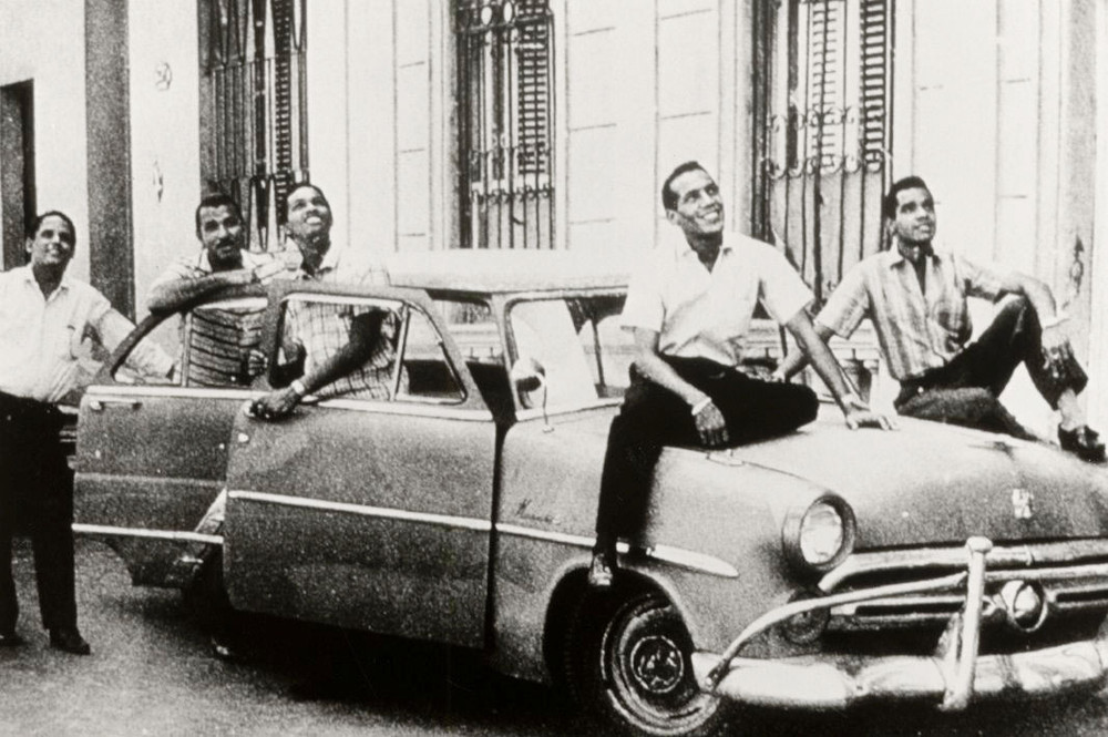 Conheça Los Zafiros, grupo sampleado por Yago Oproprio em “La Noche”